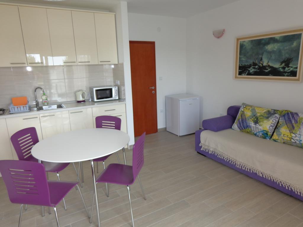 Villa Palas Apartments Rogoznica  Habitación foto